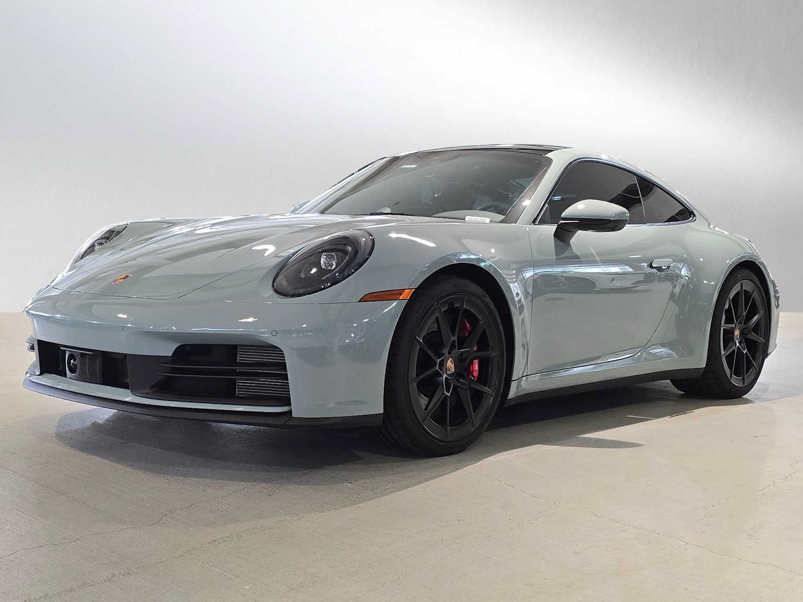 Used 2025 Porsche 911 Carrera S RWD image 7