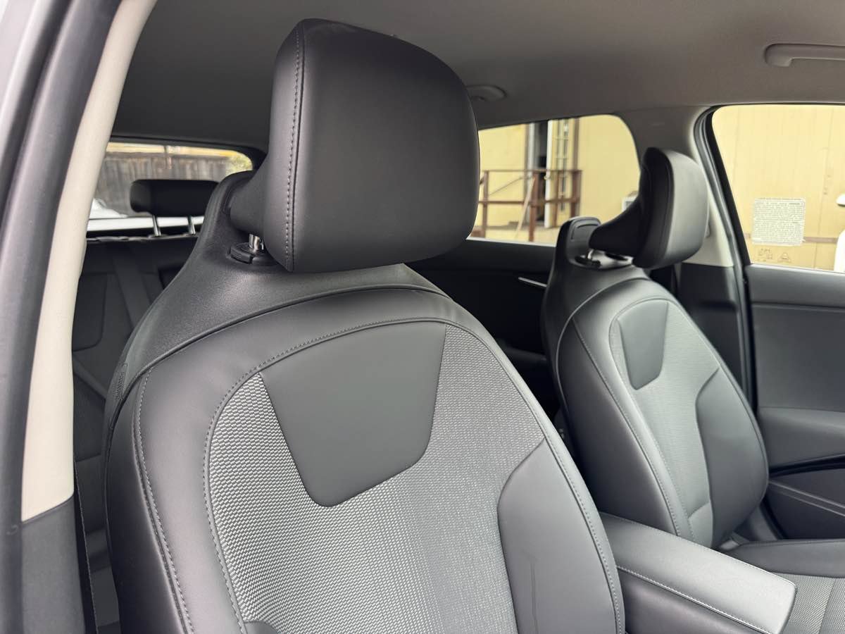 Used 2023 Kia Niro Wind FWD image 16