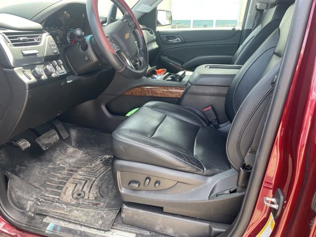 Used 2019 Chevrolet Suburban Premier AWD/4WD image 8