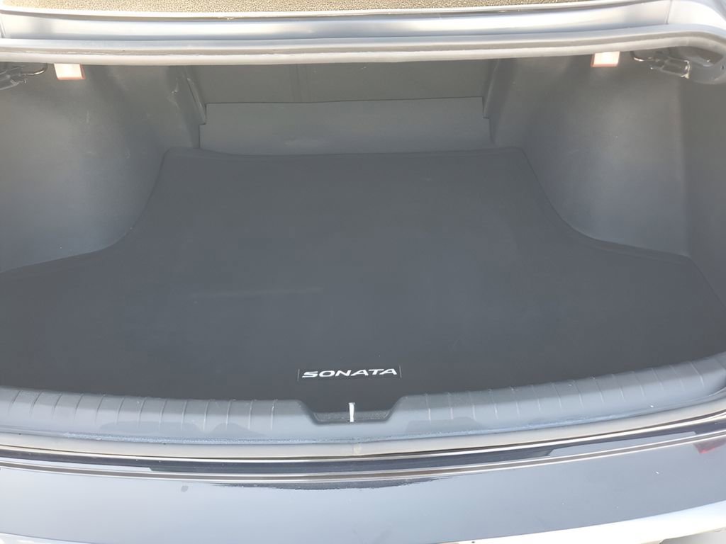 Used 2023 Hyundai Sonata SE FWD image 9