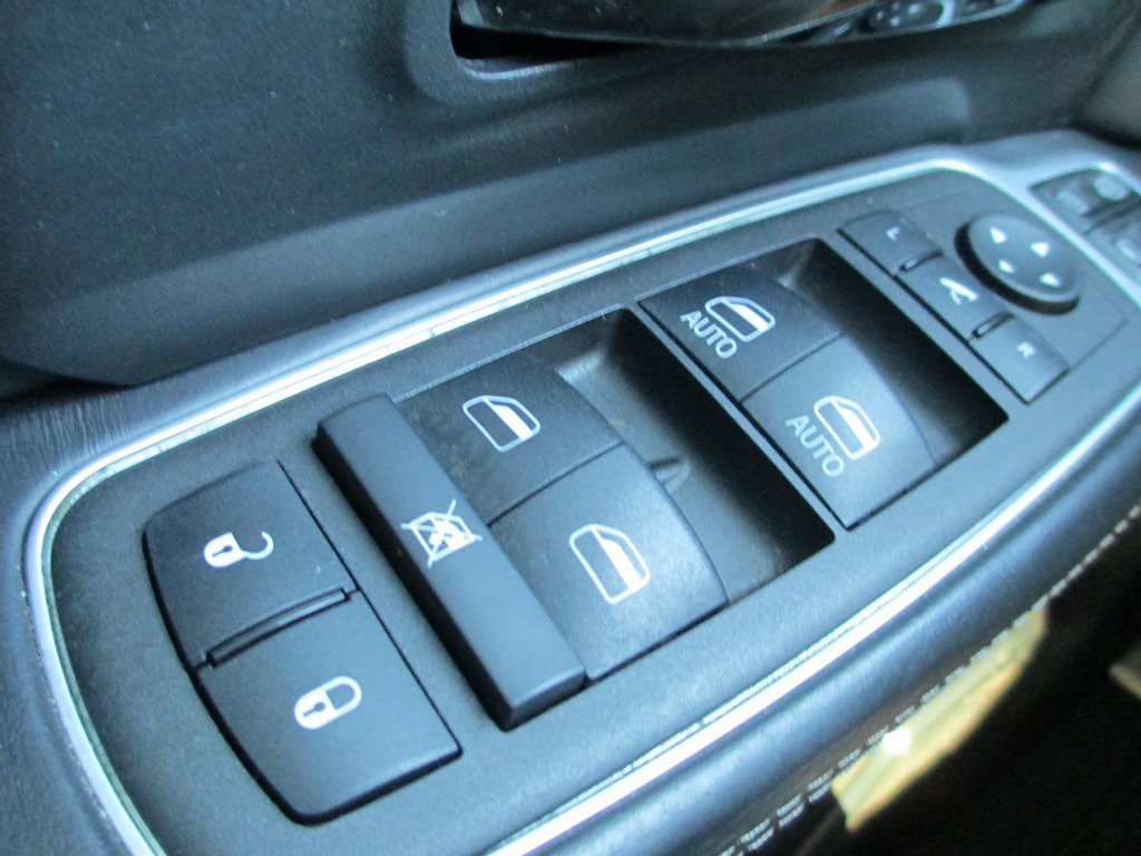 Used 2024 RAM 3500 Limited w/ Night Edition image 28