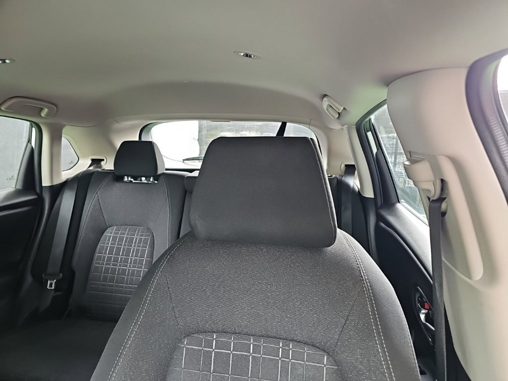 Used 2024 Honda HR-V LX image 12