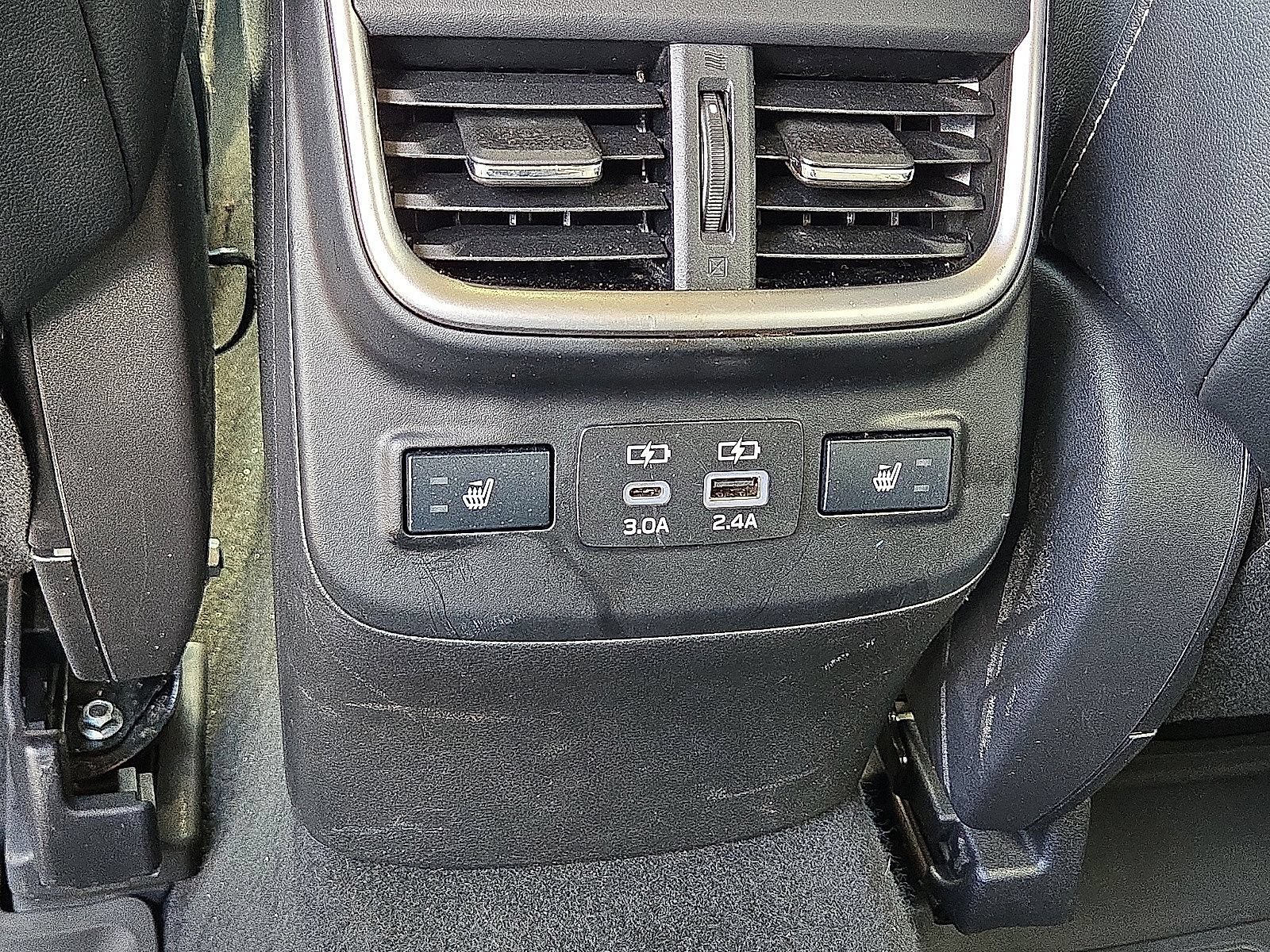 Used 2023 Subaru Outback Limited AWD/4WD image 17