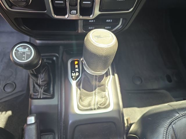 Used 2020 Jeep Wrangler Unlimited Sahara AWD/4WD image 22