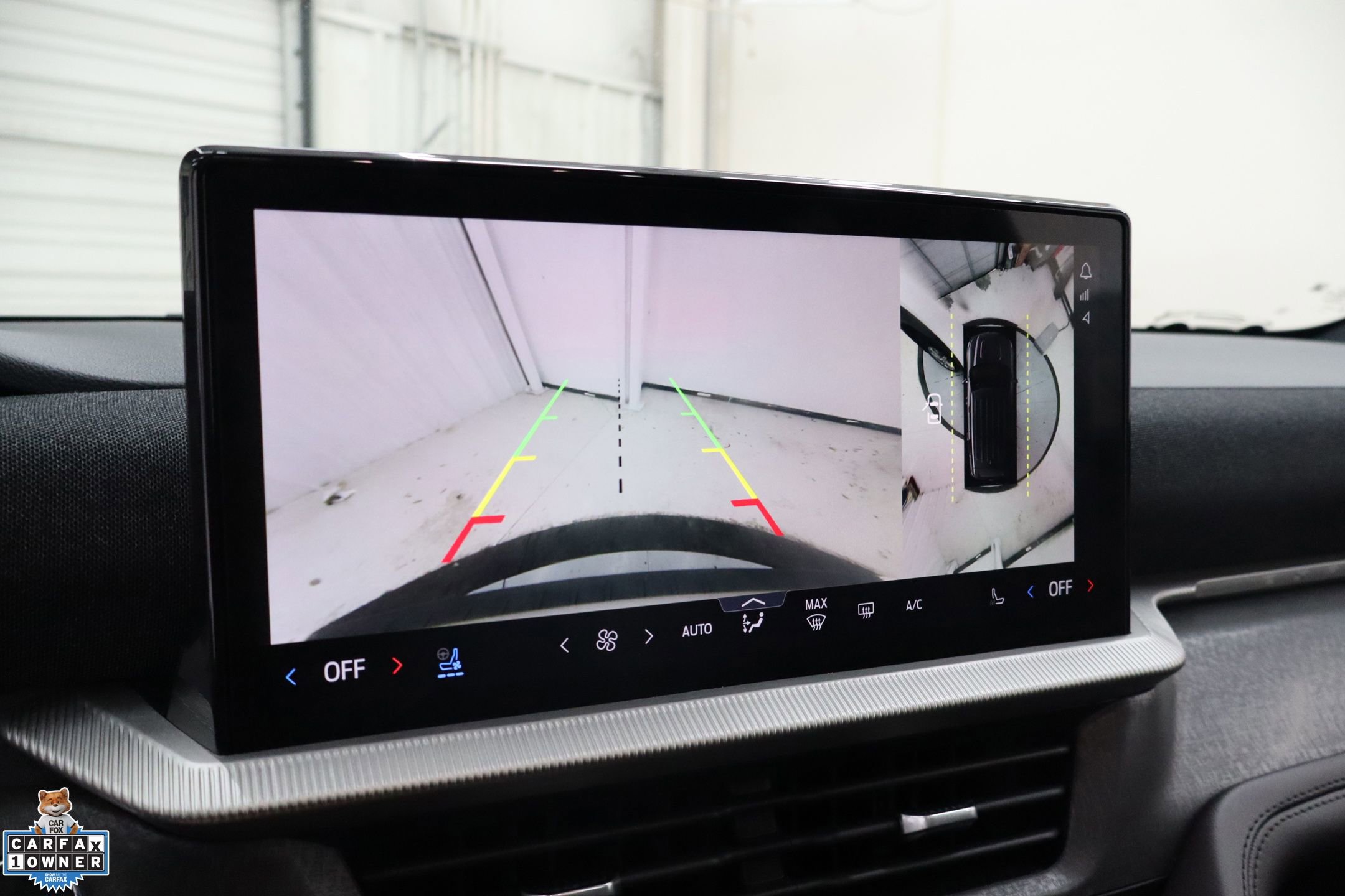 Used 2025 Ford Explorer Platinum image 22