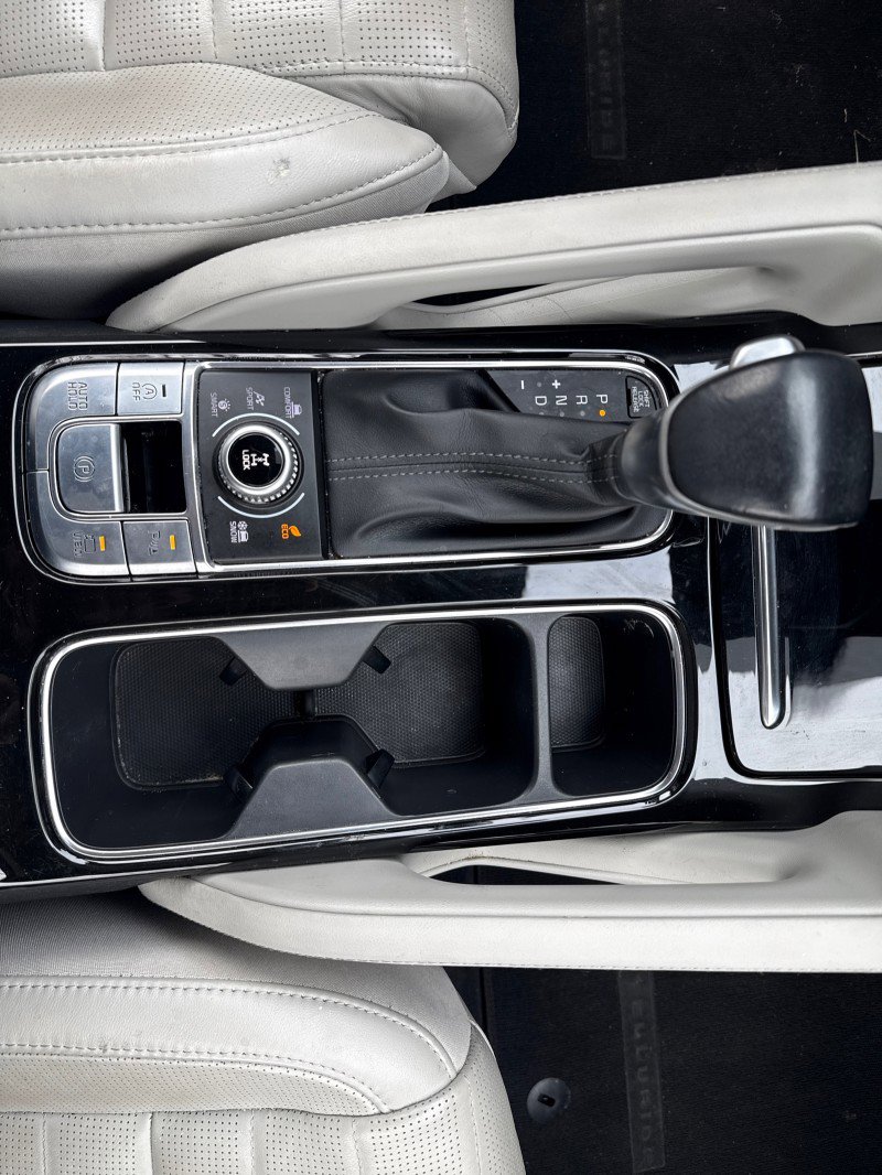 Used 2020 Kia Telluride SX w/ SX Prestige Package image 66