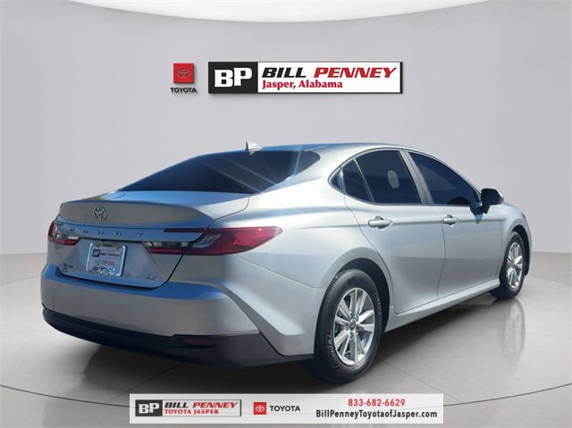 Used 2025 Toyota Camry LE image 5