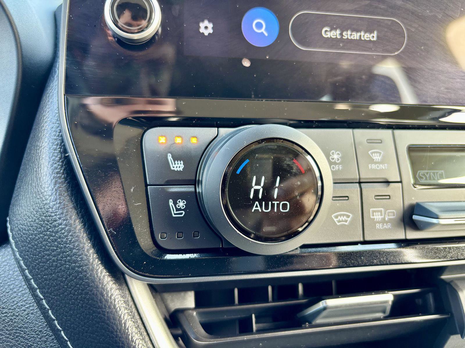 Used 2024 Toyota Grand Highlander Limited AWD/4WD image 4