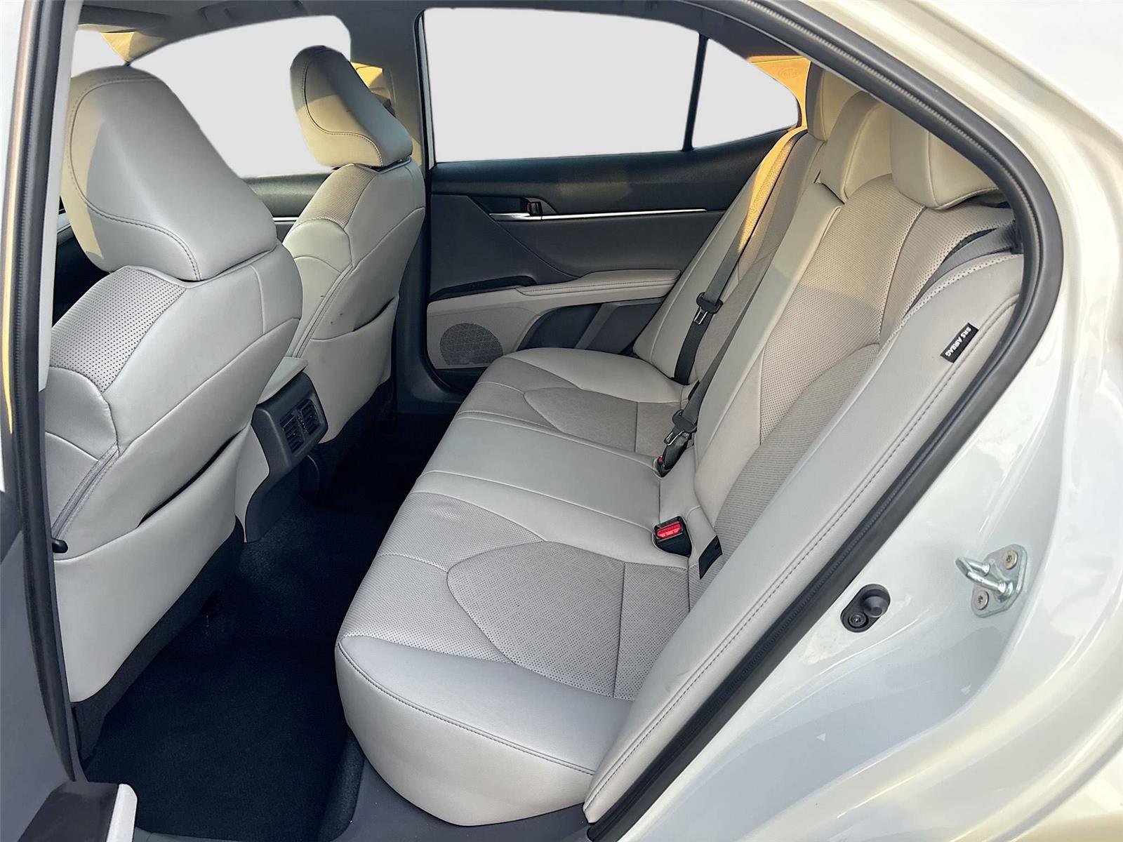 Used 2023 Toyota Camry XSE image 28