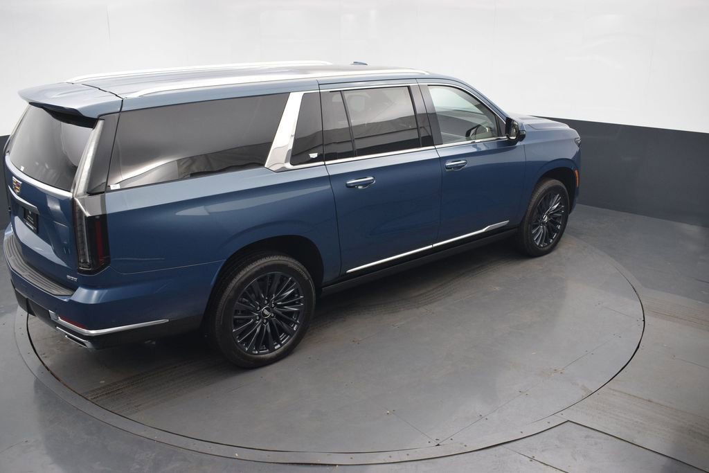 Certified 2026 Cadillac Escalade ESV Luxury w/ Touring Package image 47