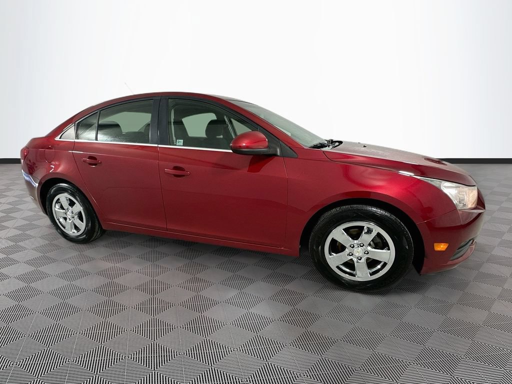 Used 2011 Chevrolet Cruze LT FWD image 8