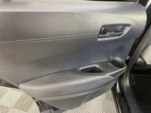 Used 2025 Toyota Corolla Cross AWD Hybrid w/ Moonroof Package image 26