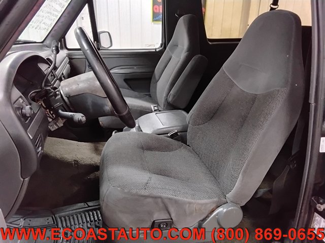 Used 1993 Ford Bronco Custom image 10