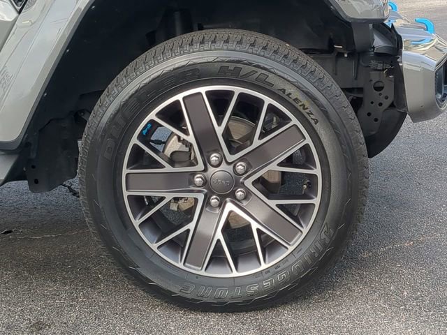 Certified 2023 Jeep Wrangler Unlimited Sahara image 11