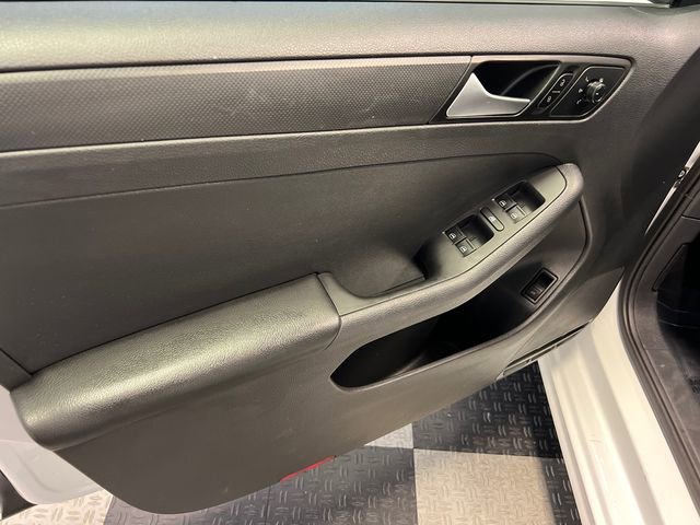 Used 2016 Volkswagen Jetta S FWD image 7