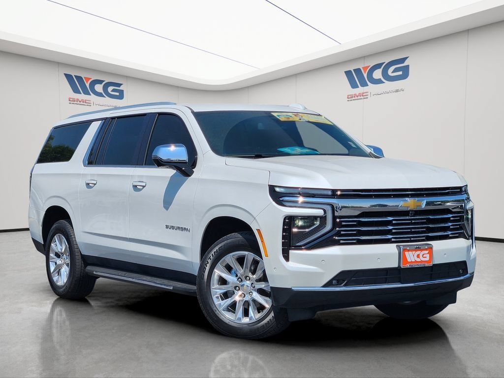Used 2025 Chevrolet Suburban Premier AWD/4WD image 2