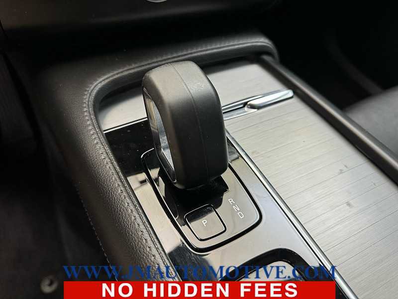 Used 2023 Volvo XC90 B5 Core w/ Protection Package Premier image 32