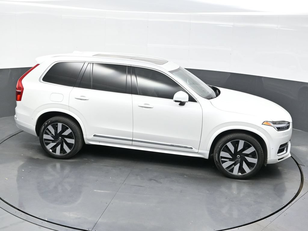 Used 2023 Volvo XC90 T8 Ultimate AWD/4WD image 33