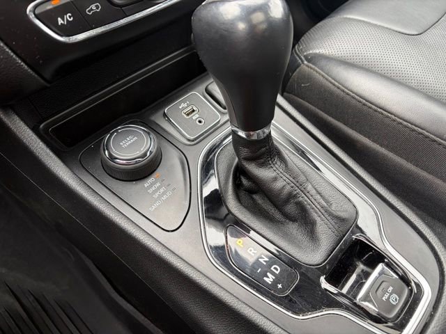 Used 2022 Jeep Cherokee Limited w/ Elite Package image 22