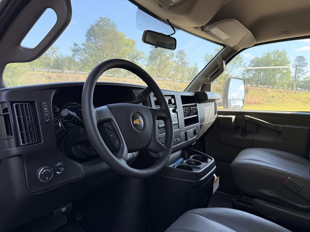 New 2024 Chevrolet Express 3500 w/ Power Convenience Package RWD image 15