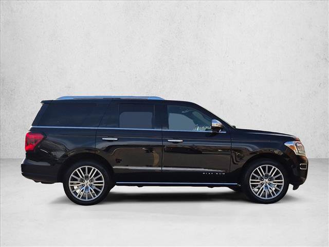 Used 2022 Ford Expedition Platinum AWD/4WD image 5