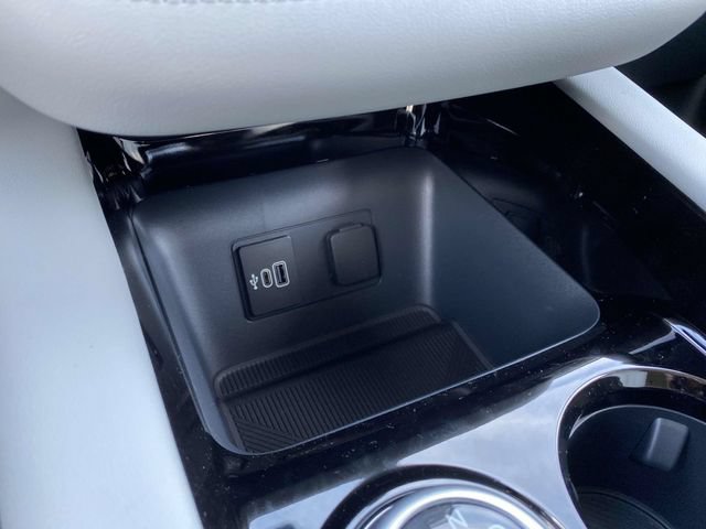 New 2026 Ford Explorer Platinum w/ LUX Leather Package AWD/4WD image 18