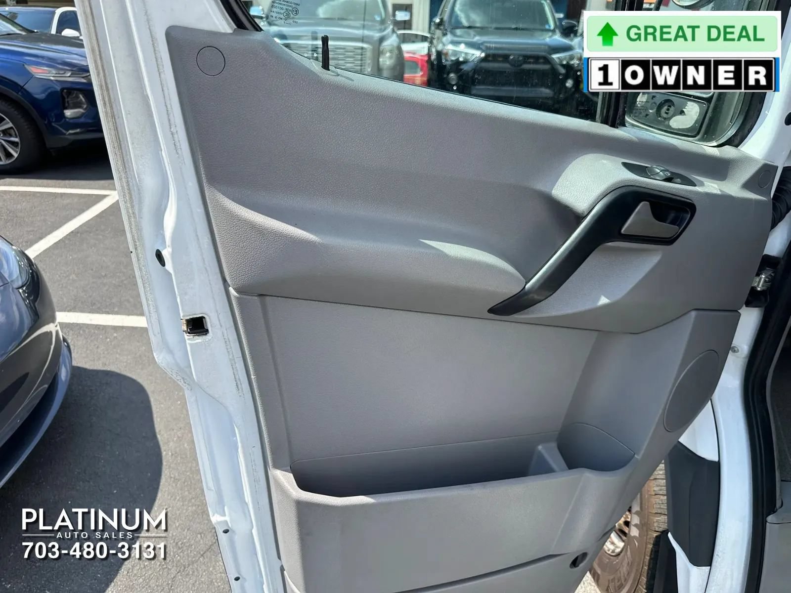 Used 2007 Dodge Sprinter 2500 RWD image 14