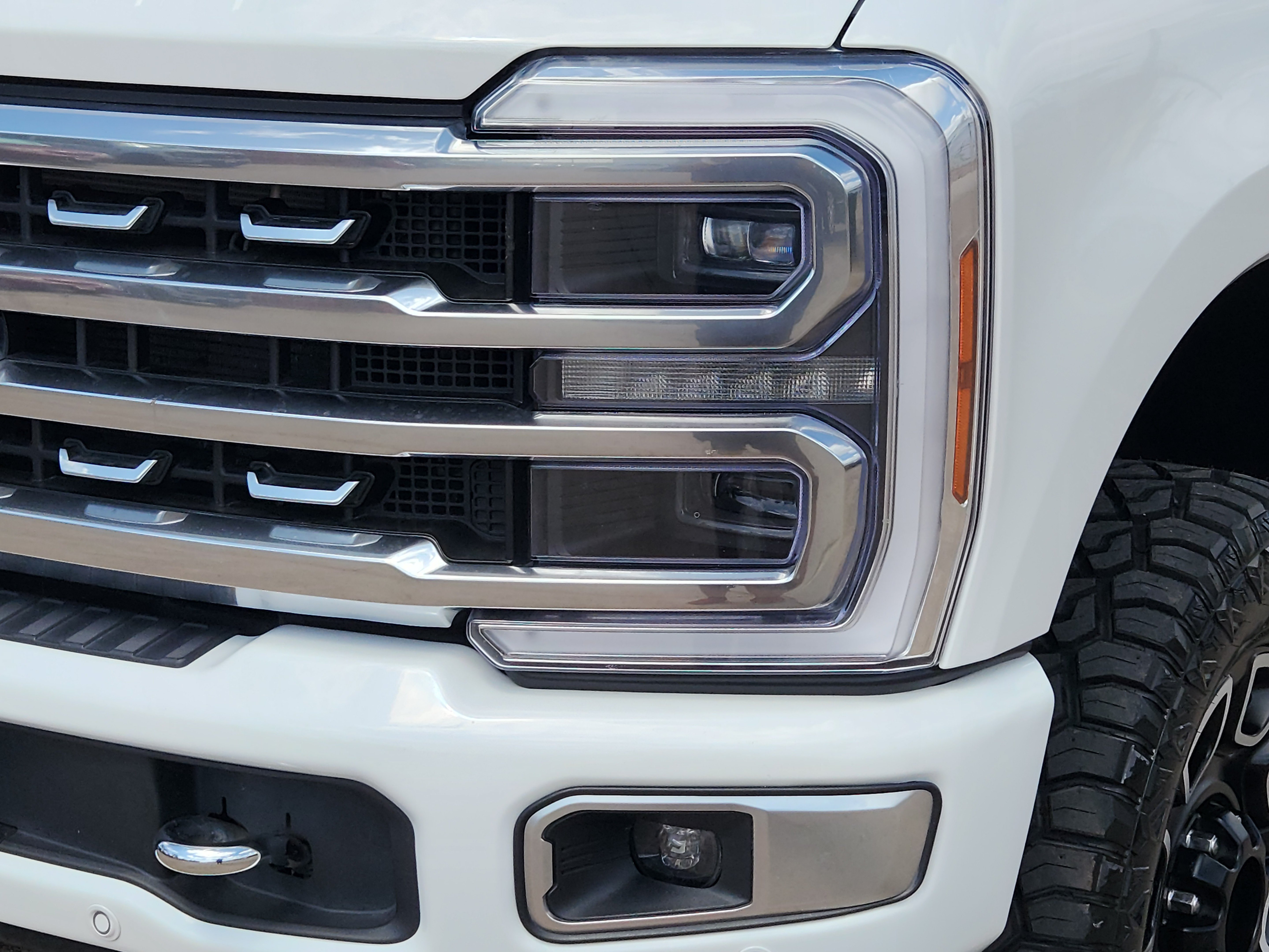 Used 2024 Ford F350 Platinum AWD/4WD image 6