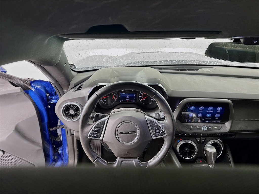 Used 2023 Chevrolet Camaro LT w/ Technology Package image 21