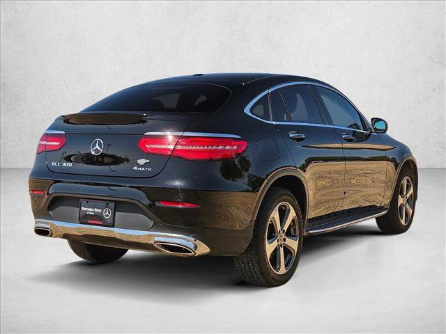 Used 2017 Mercedes-Benz GLC 300 4MATIC Coupe image 5