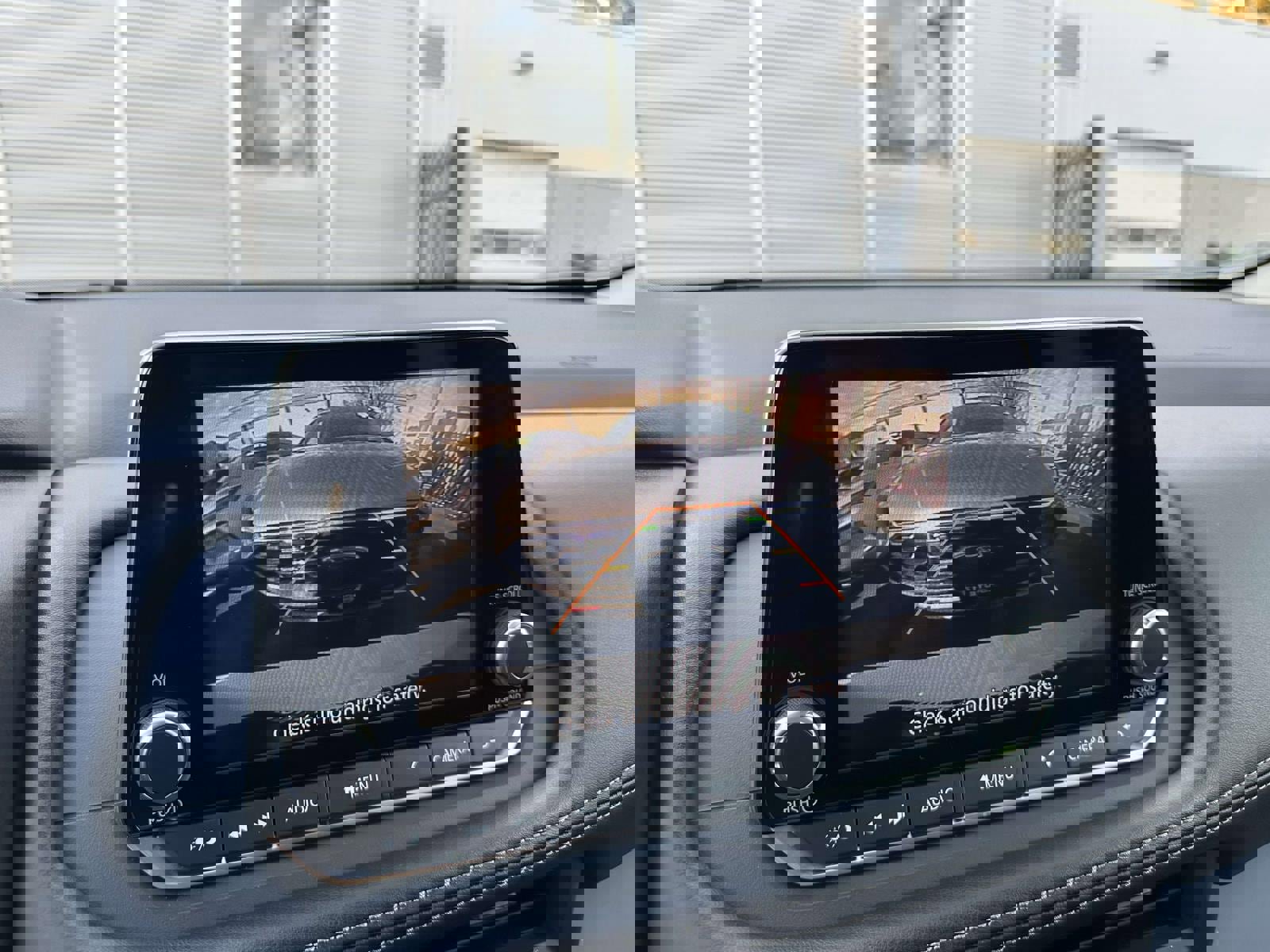 Used 2025 Nissan Rogue S image 19