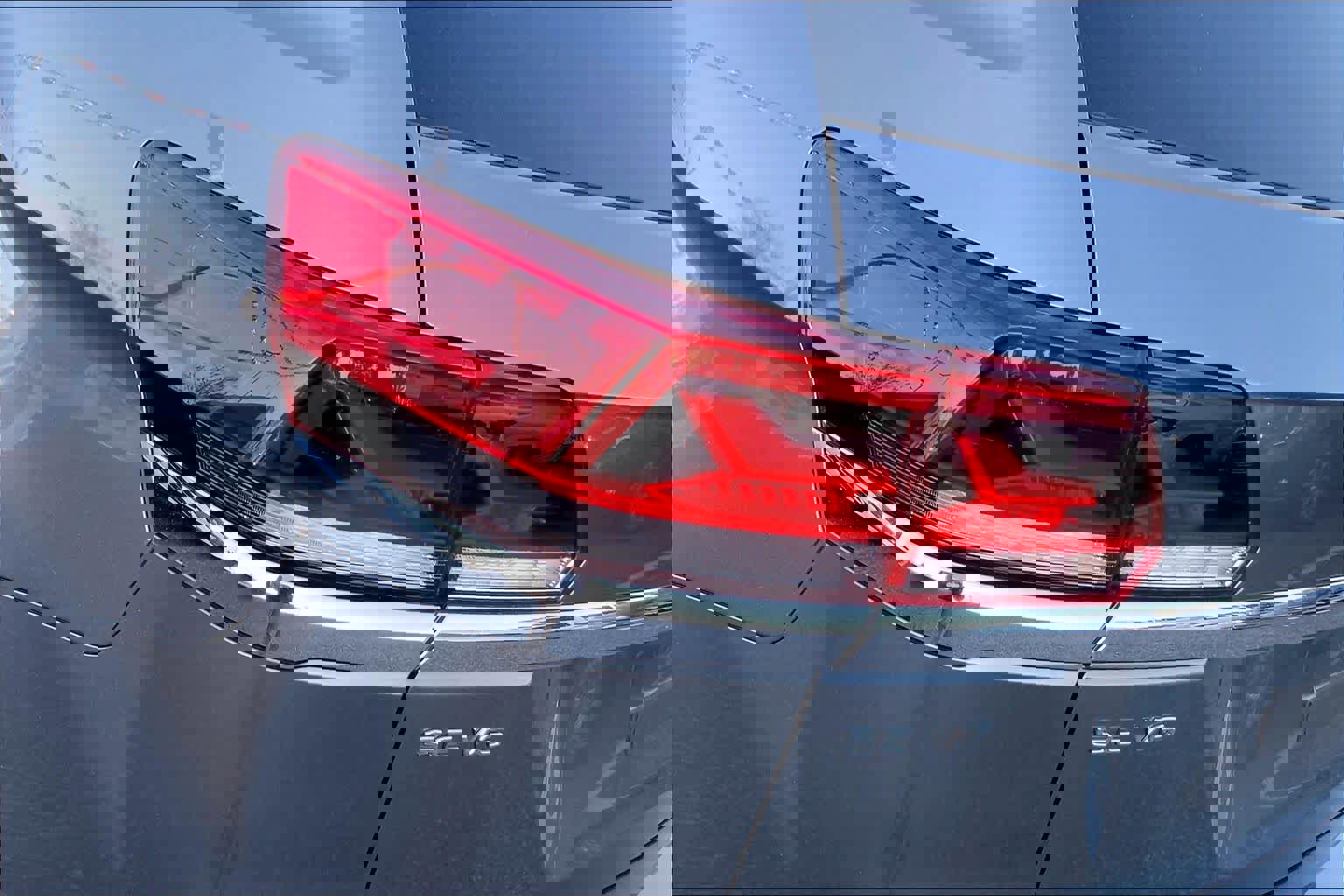 Used 2023 Volkswagen Atlas SE image 27