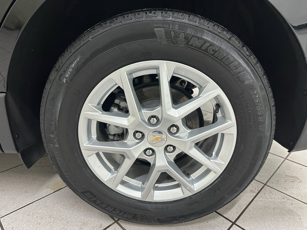 Certified 2024 Chevrolet Equinox LT w/ LPO, Floor Liner Package image 15
