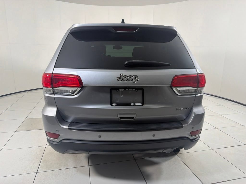Used 2017 Jeep Grand Cherokee Laredo w/ Quick Order Package 2BE RWD image 6