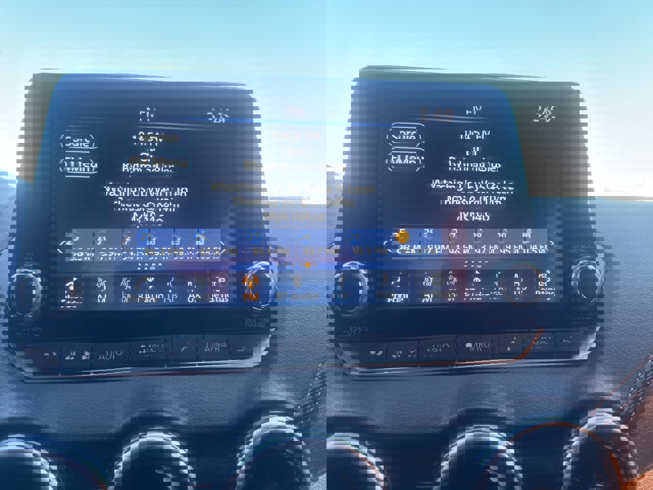 Certified 2022 Nissan Sentra SR w/ Midnight Edition image 32