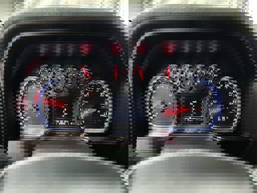 Used 2020 Chevrolet Silverado 1500 Custom w/ Custom Value Package image 16