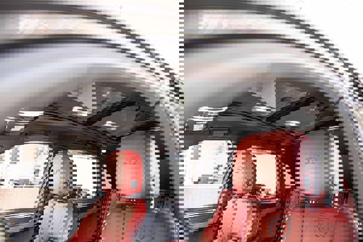 Used 2018 Porsche Macan GTS w/ Premium Package Plus image 19