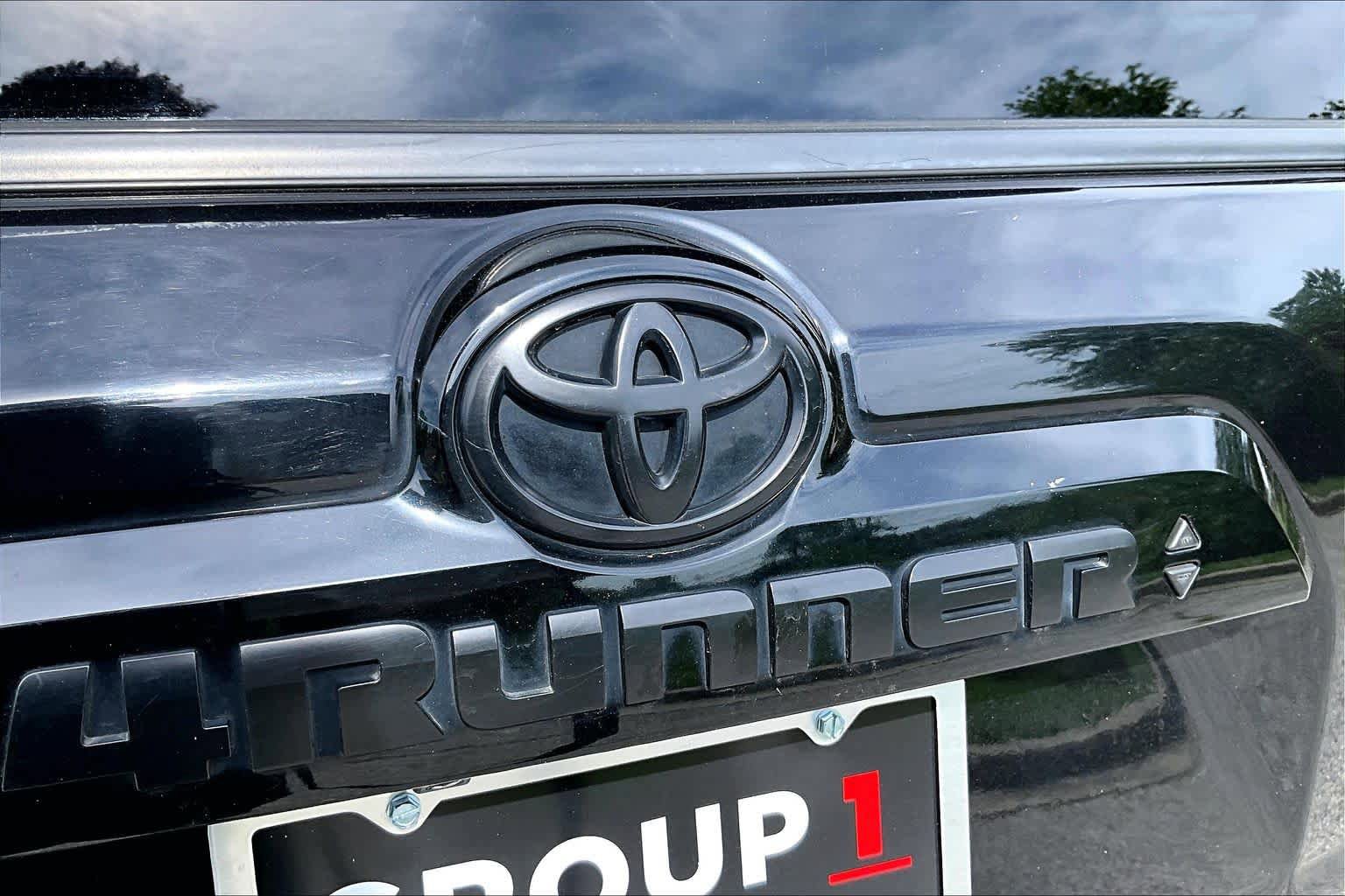 Used 2020 Toyota 4Runner Nightshade AWD/4WD image 31