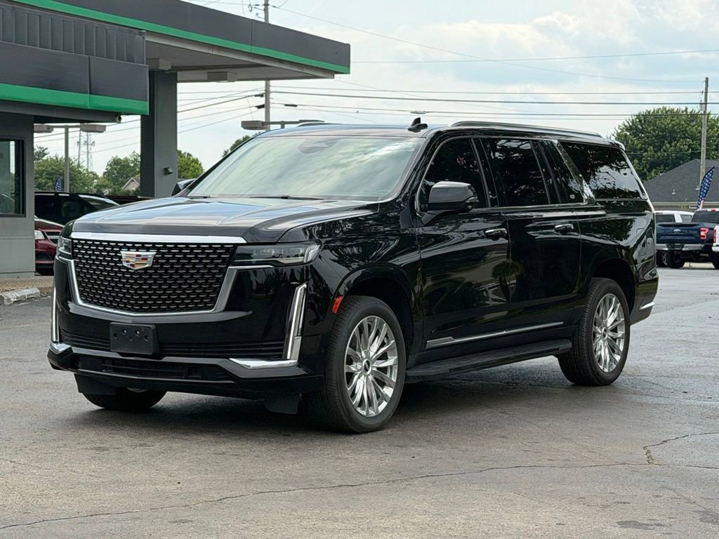 Used 2023 Cadillac Escalade ESV Premium Luxury AWD/4WD image 3