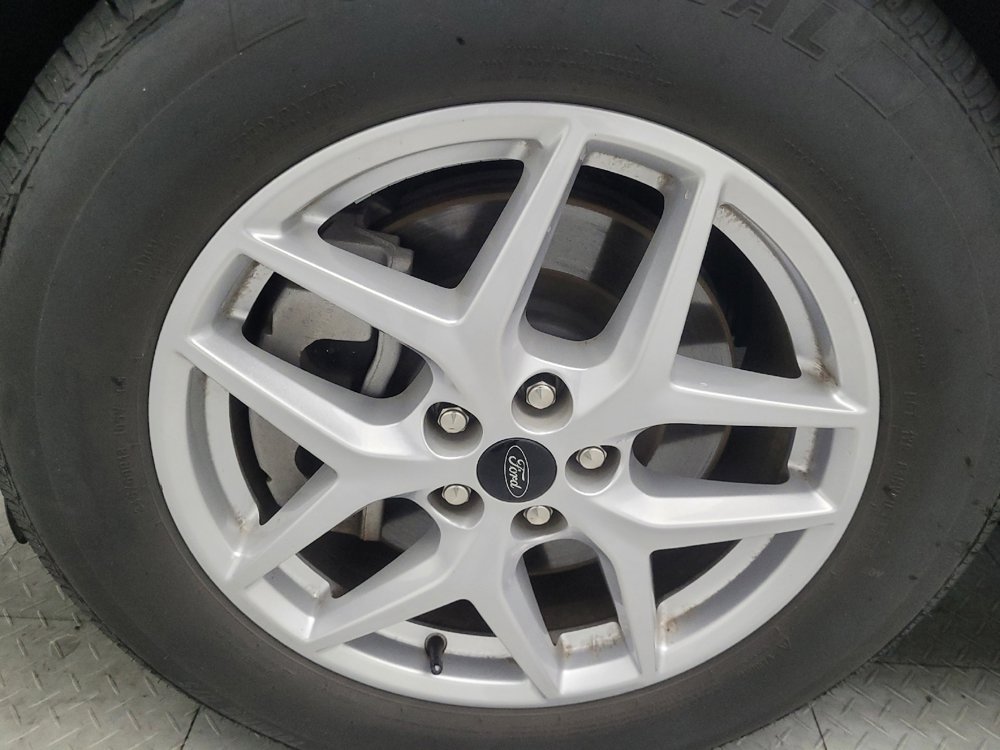 Used 2023 Ford Edge SEL image 31