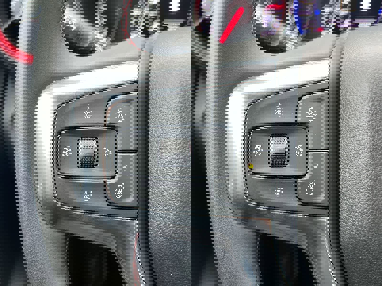 Used 2025 Chevrolet Blazer RS image 23