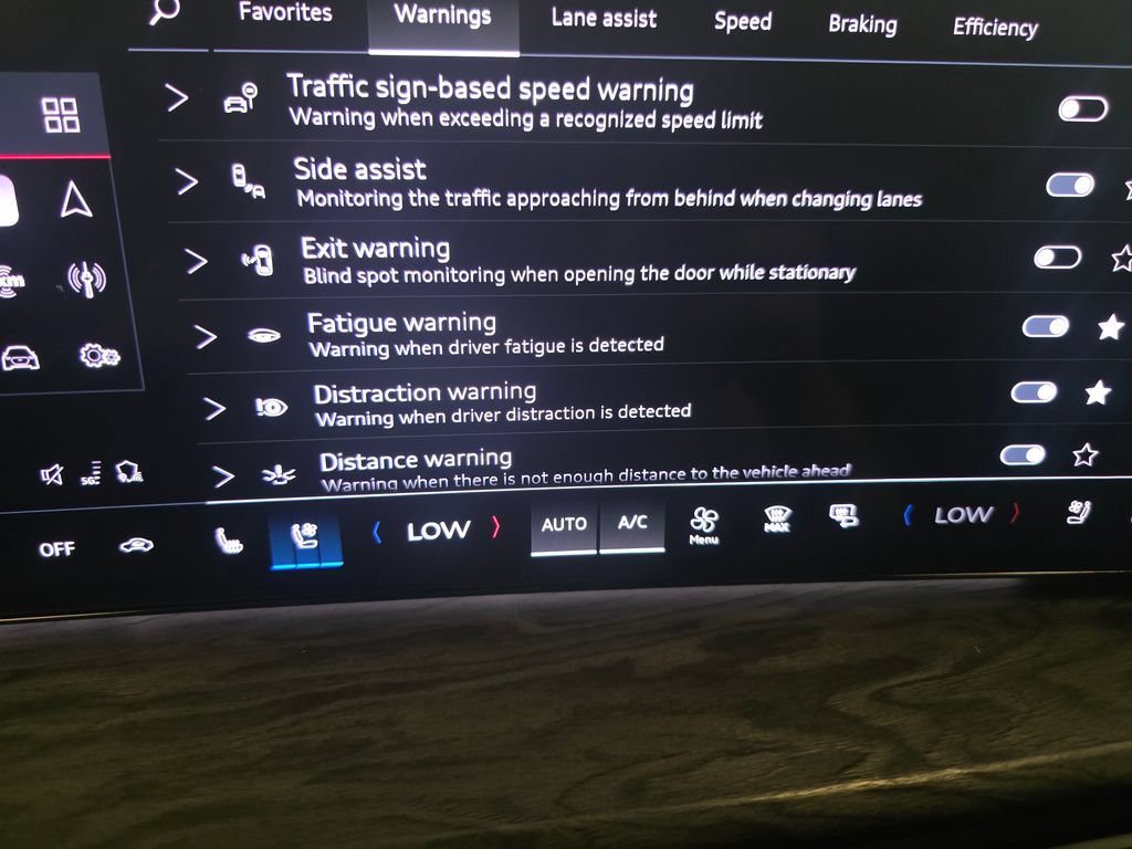 Certified 2025 Audi Q5 Premium AWD/4WD image 16