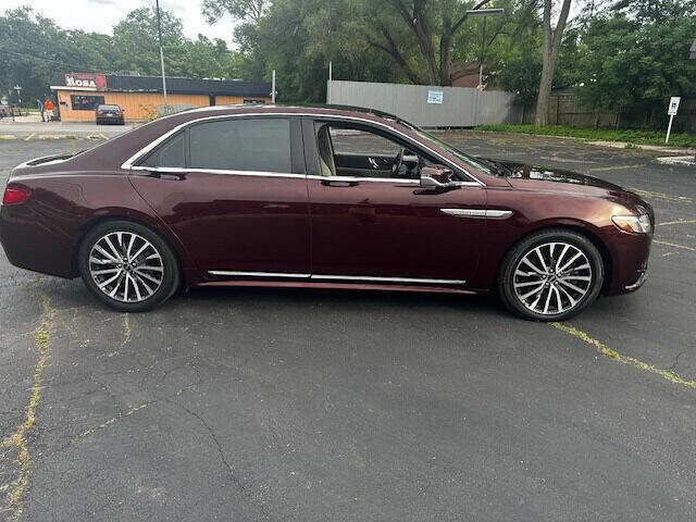 Used 2017 Lincoln Continental Select FWD image 4