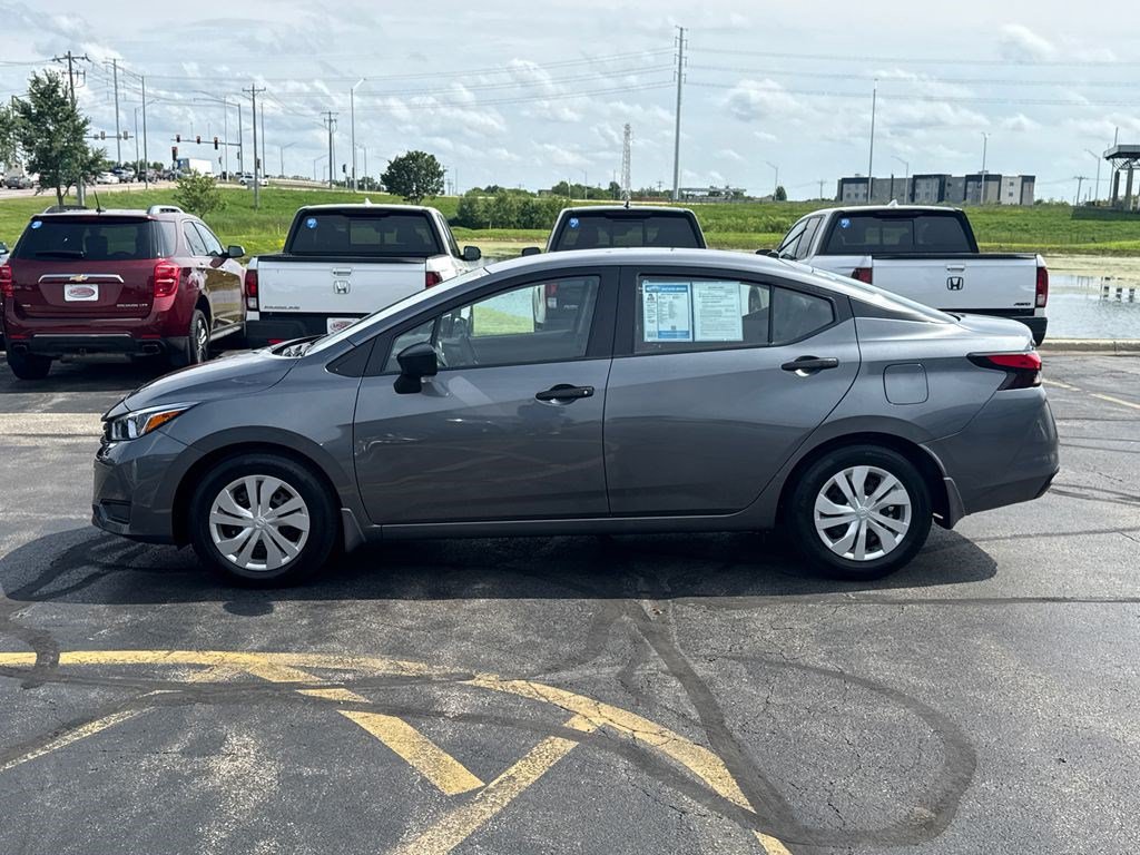 Used 2023 Nissan Versa S w/ Trunk Package FWD image 8