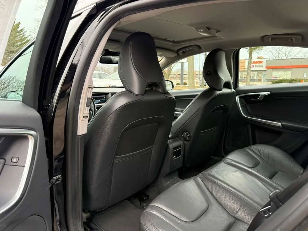 Used 2014 Volvo S60 T5 image 13