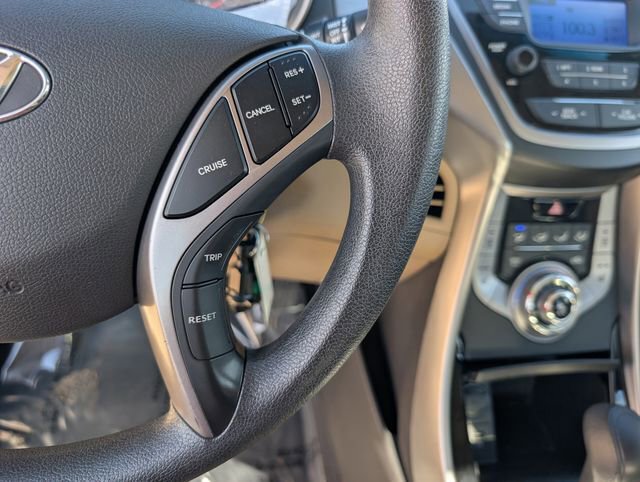 Used 2013 Hyundai Elantra GLS w/ Preferred Pkg image 19