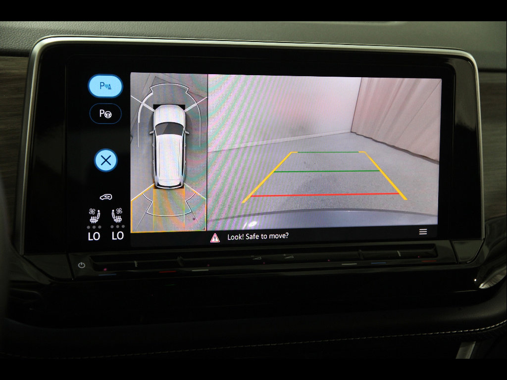 Used 2024 Volkswagen Atlas SEL Premium R-Line image 13