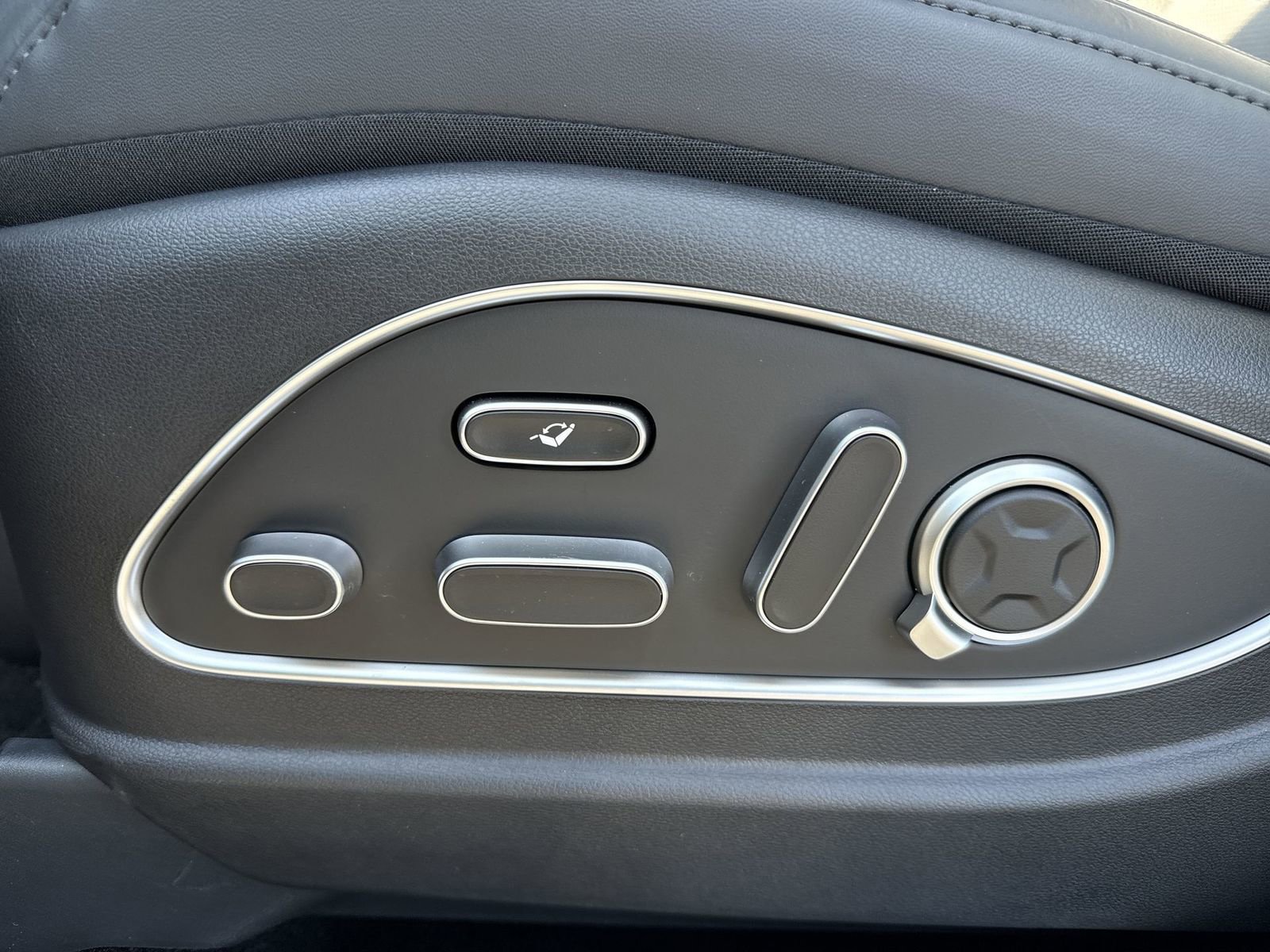 New 2026 Hyundai Palisade Calligraphy image 13