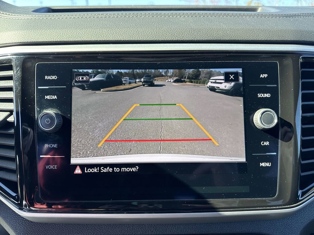 Used 2022 Volkswagen Atlas Cross Sport SE image 29