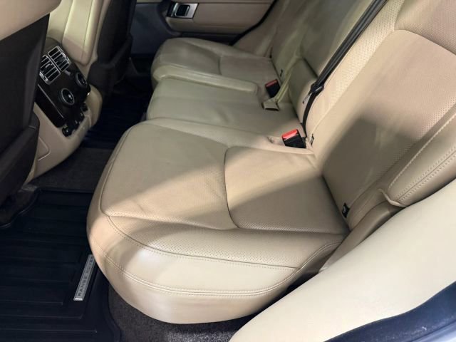 Used 2020 Land Rover Range Rover HSE AWD/4WD image 25